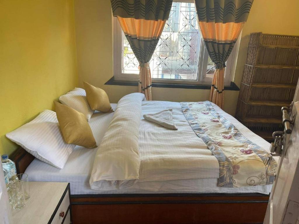 Nirvana Green Peace Home Katmandu Kültér fotó