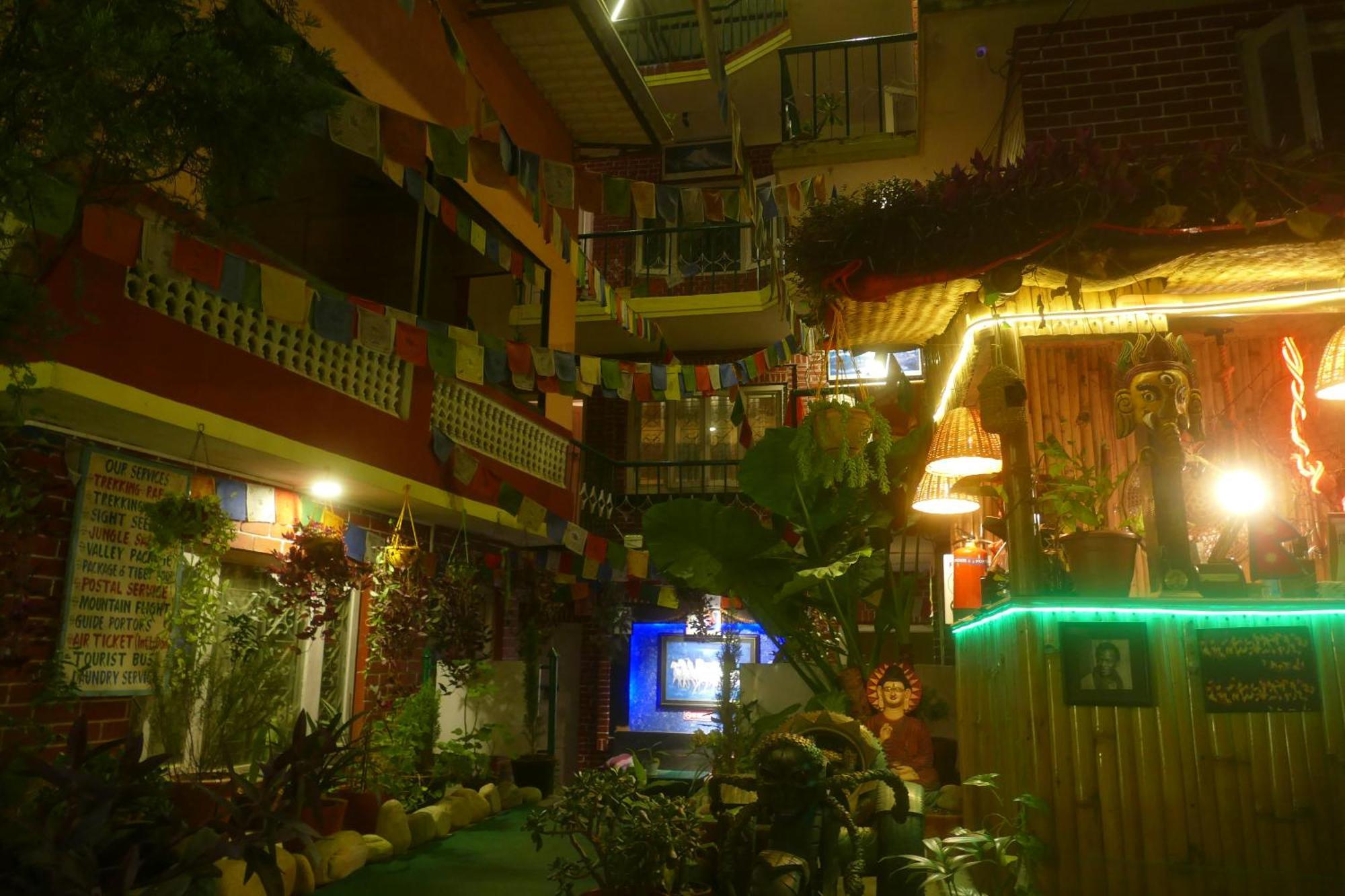 Nirvana Green Peace Home Katmandu Kültér fotó